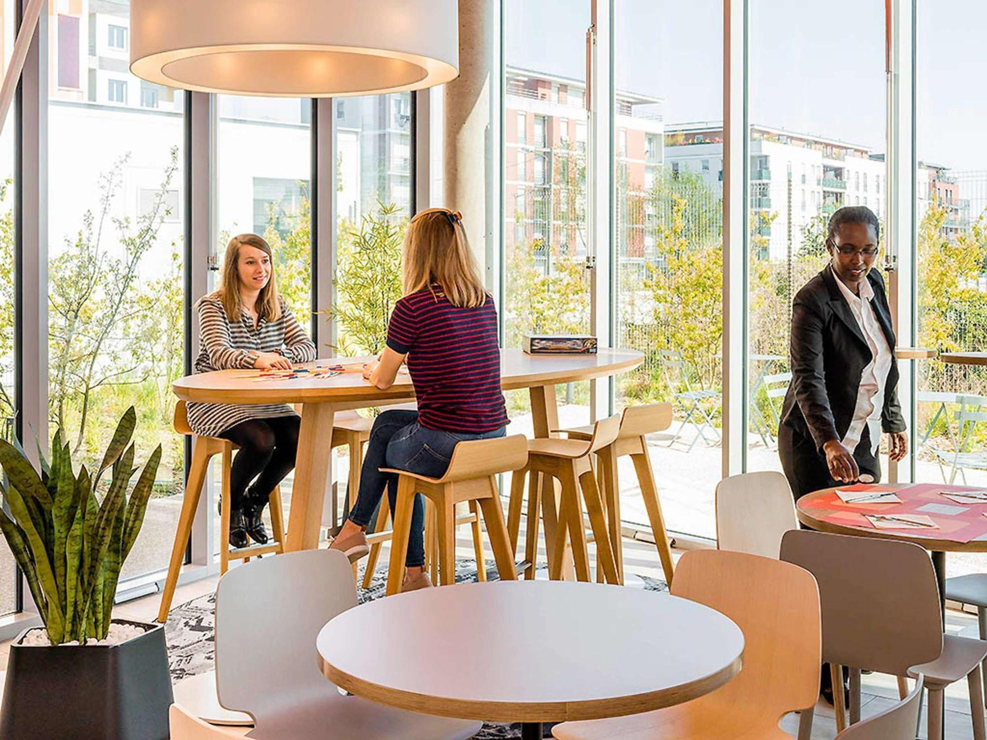 Aparthotel Adagio Access Paris Massy Gare Exterior photo